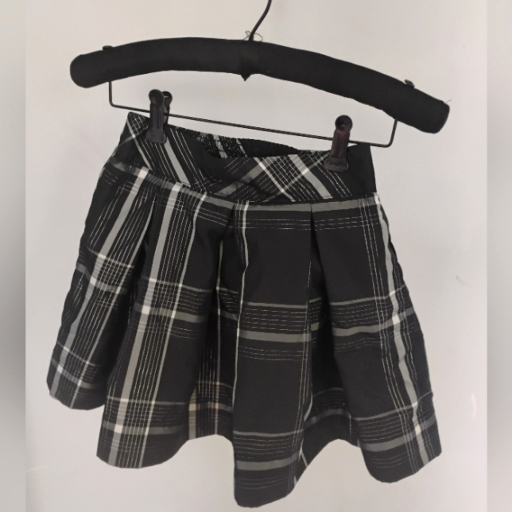 Oshkosh B'gosh Black and White Pleated Skater Skirt